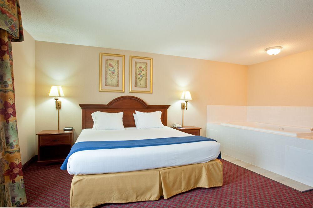 Comfort Inn & Suites Near Route 66 Lincoln Exteriör bild