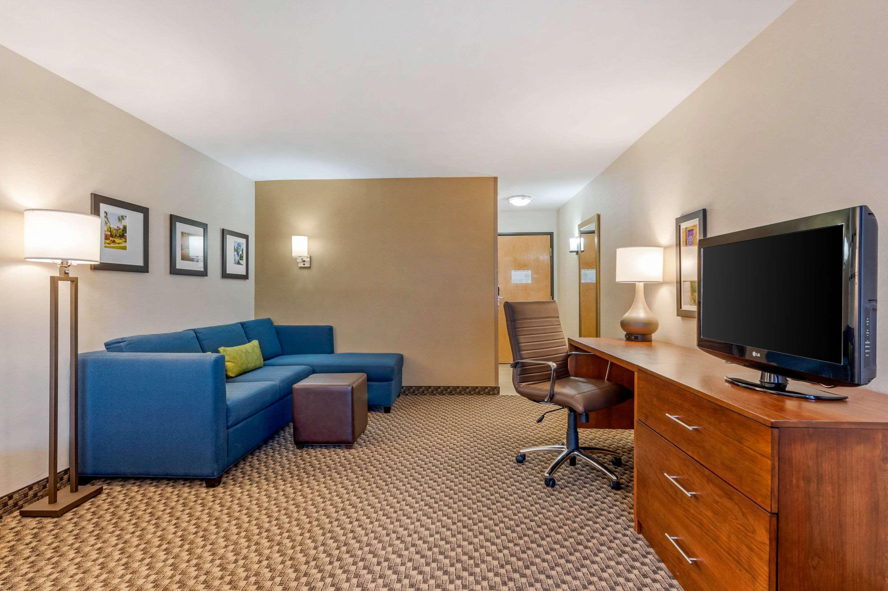 Comfort Inn & Suites Near Route 66 Lincoln Exteriör bild