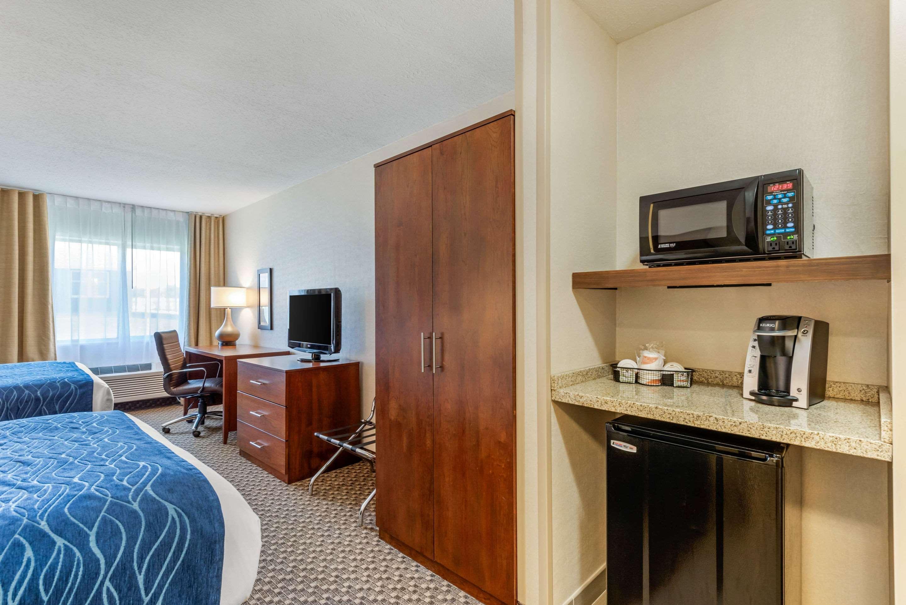 Comfort Inn & Suites Near Route 66 Lincoln Exteriör bild