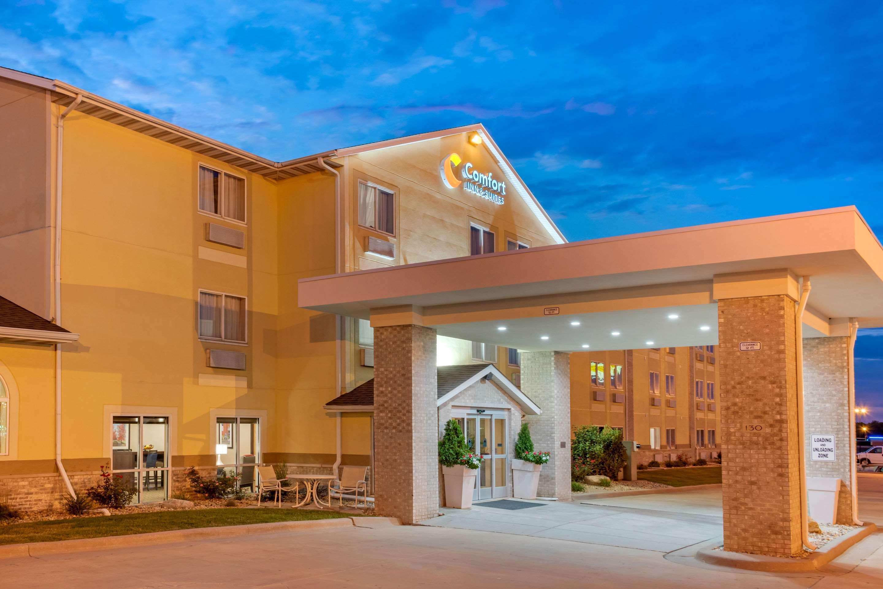 Comfort Inn & Suites Near Route 66 Lincoln Exteriör bild