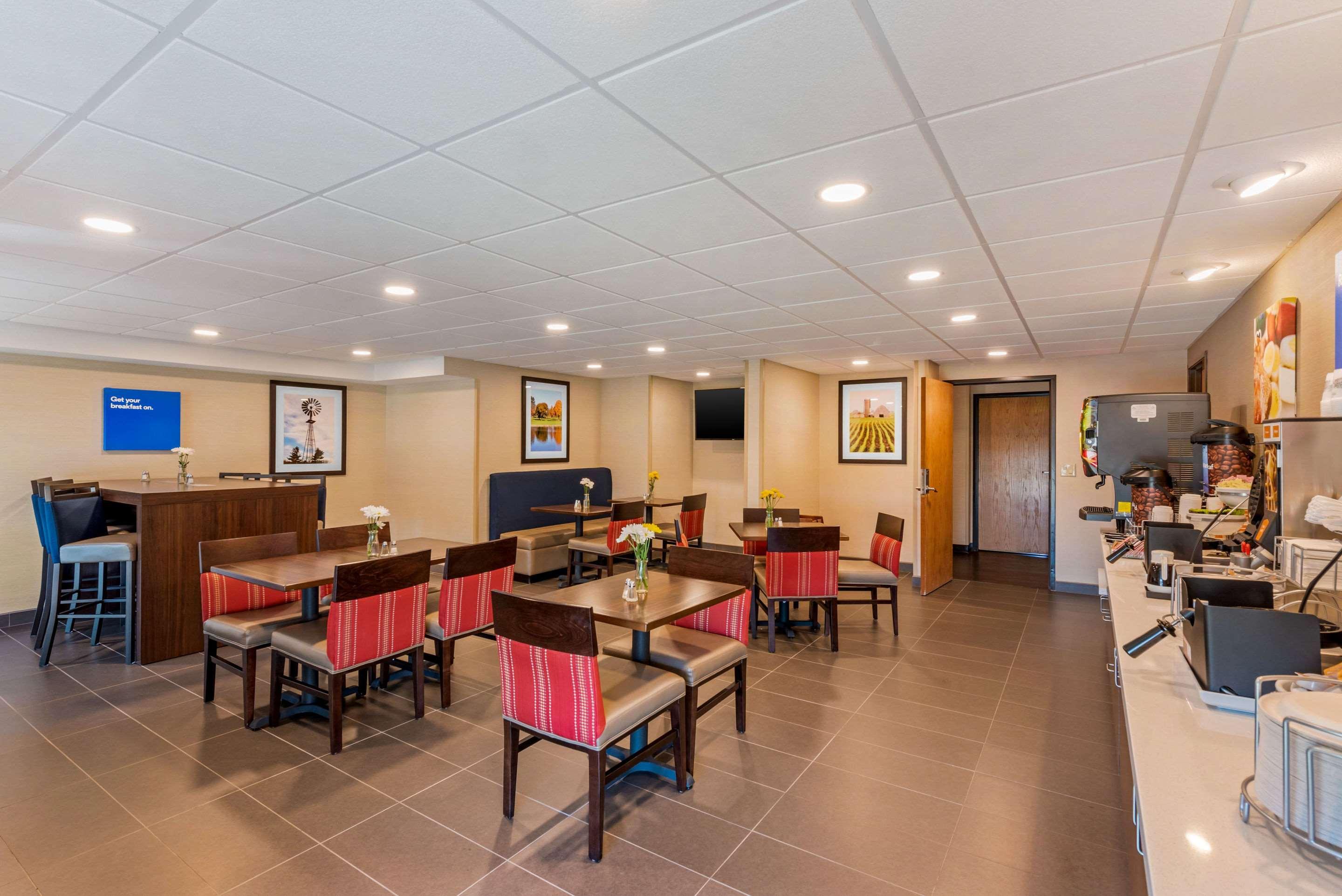 Comfort Inn & Suites Near Route 66 Lincoln Exteriör bild