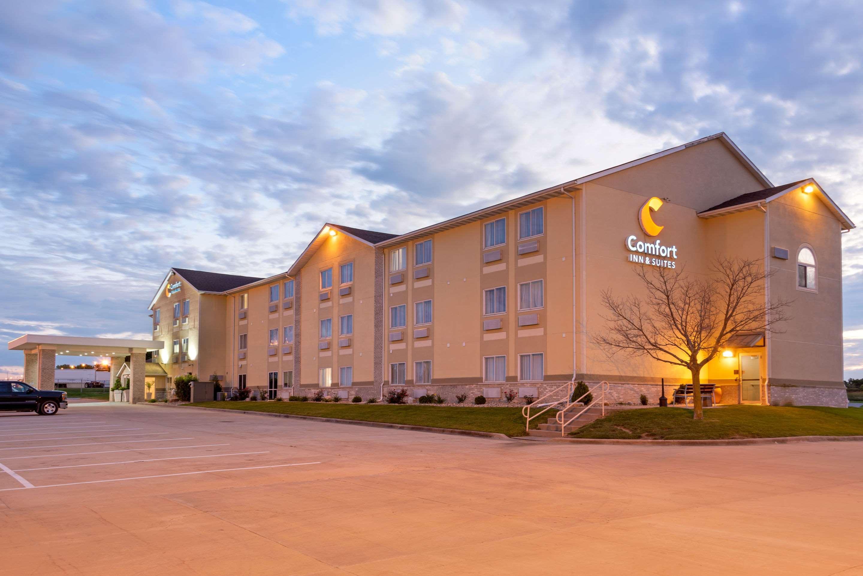 Comfort Inn & Suites Near Route 66 Lincoln Exteriör bild