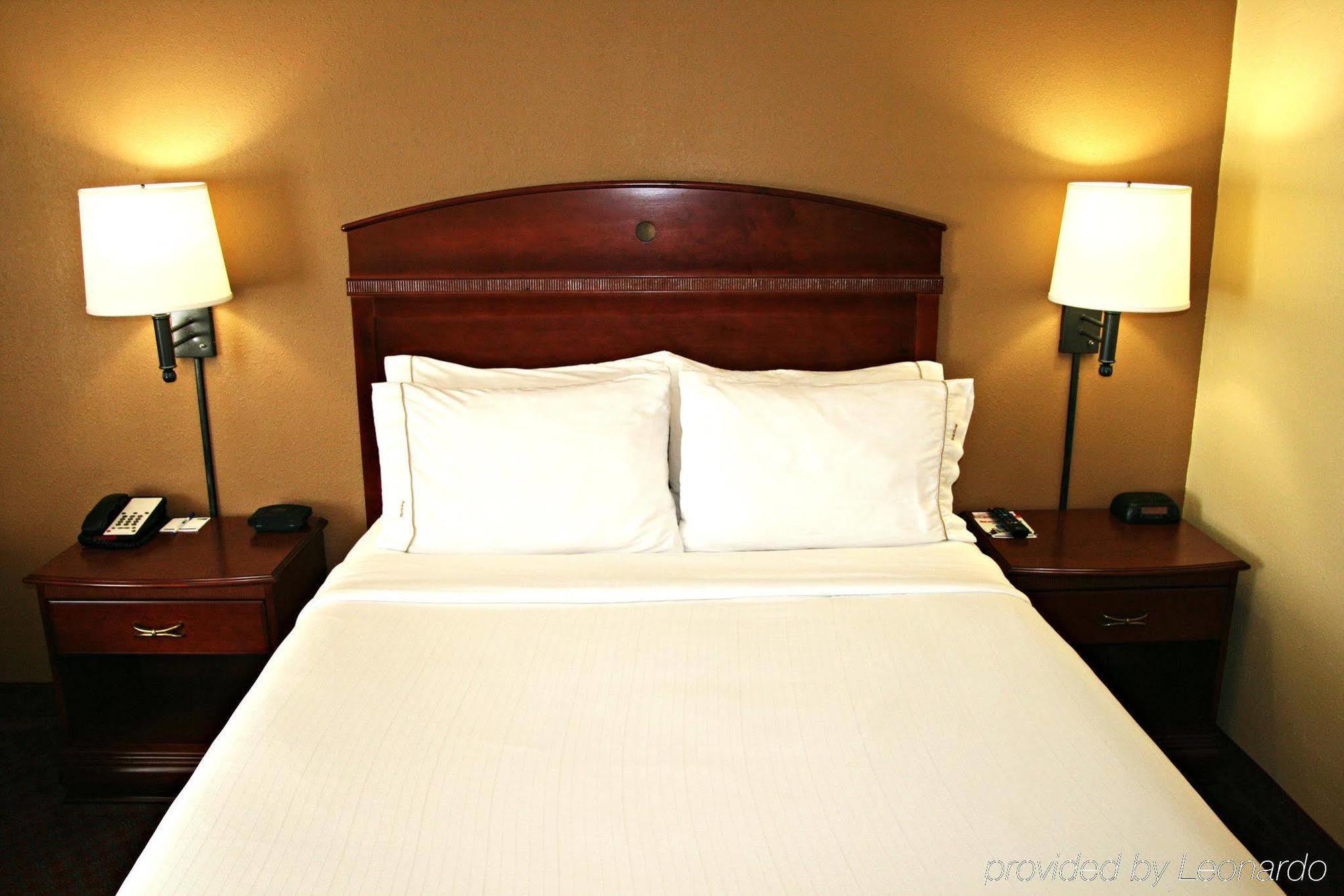 Comfort Inn & Suites Near Route 66 Lincoln Exteriör bild