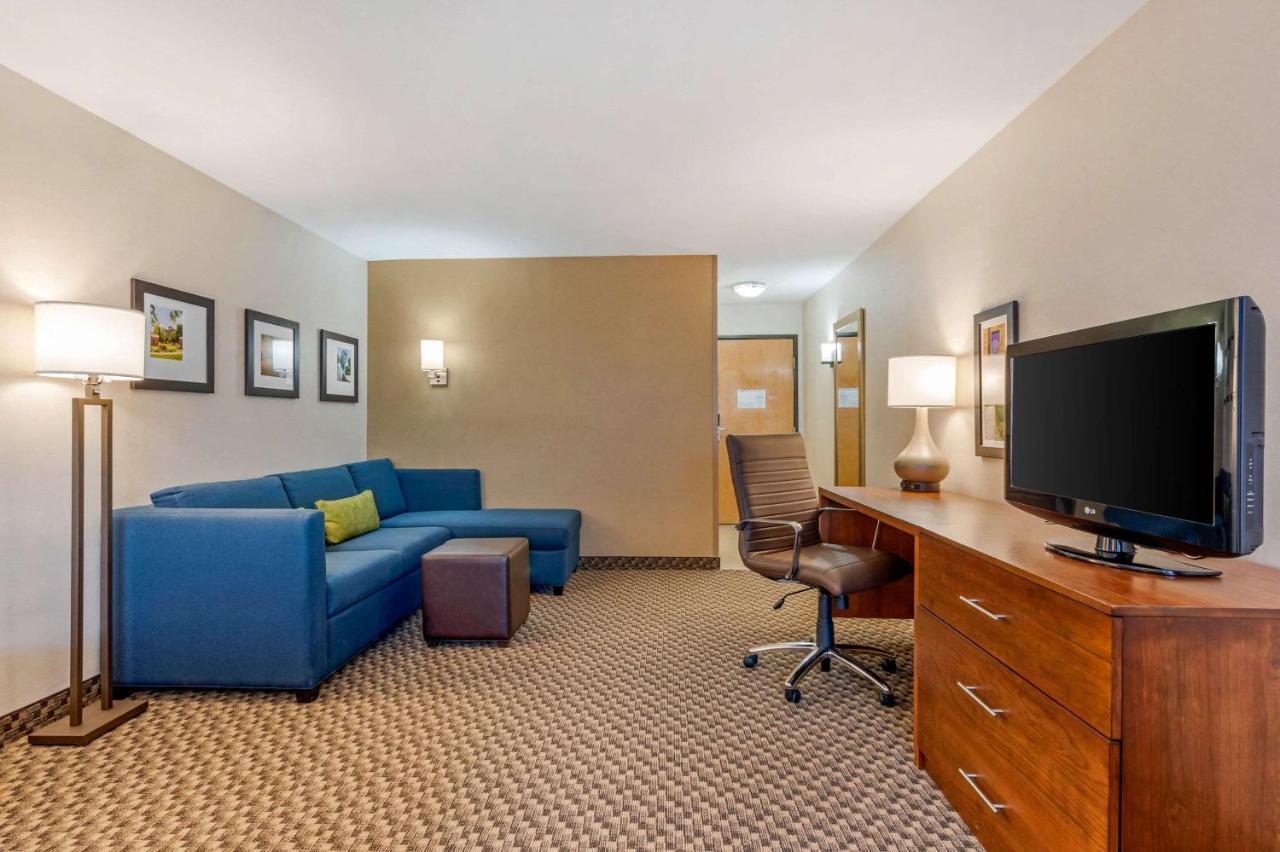 Comfort Inn & Suites Near Route 66 Lincoln Exteriör bild